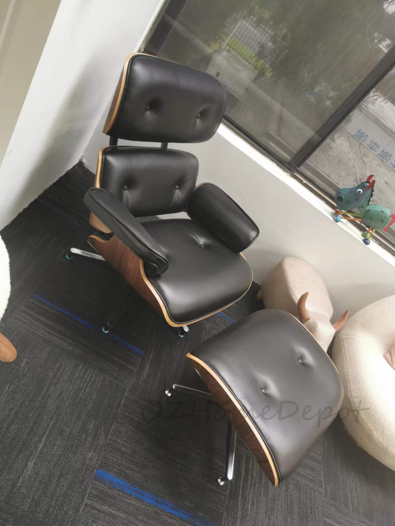 EAMES Classic Replica Eames Black Leather Lounge Chair with Ottoman | S-2001-ORG